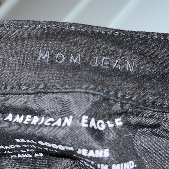 American Eagle Black Ripped Mom Jean - Picture 5 of 7